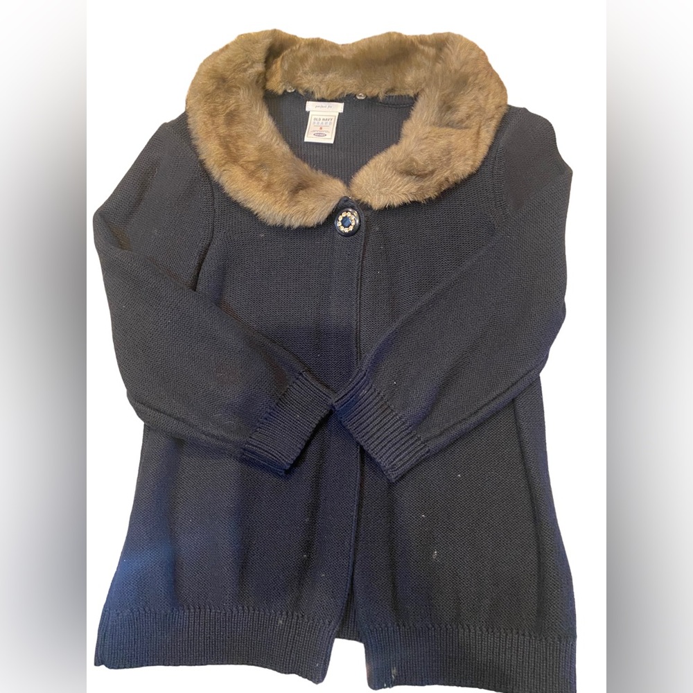 Old Navy cardigan with fur collar